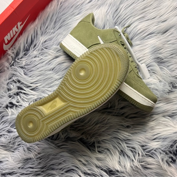 Air Force 1 Low Retro - Picture 3 of 6